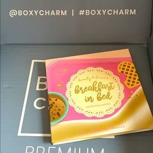 Breakfast in Bed eyeshadow palette